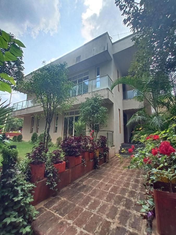 Hotel Oakwood Mahābaleshwar Buitenkant foto