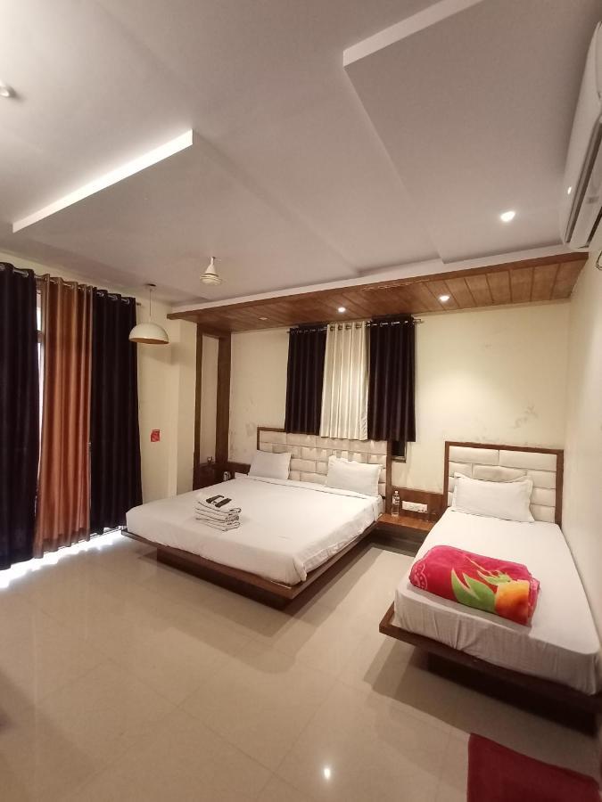 Hotel Oakwood Mahābaleshwar Buitenkant foto