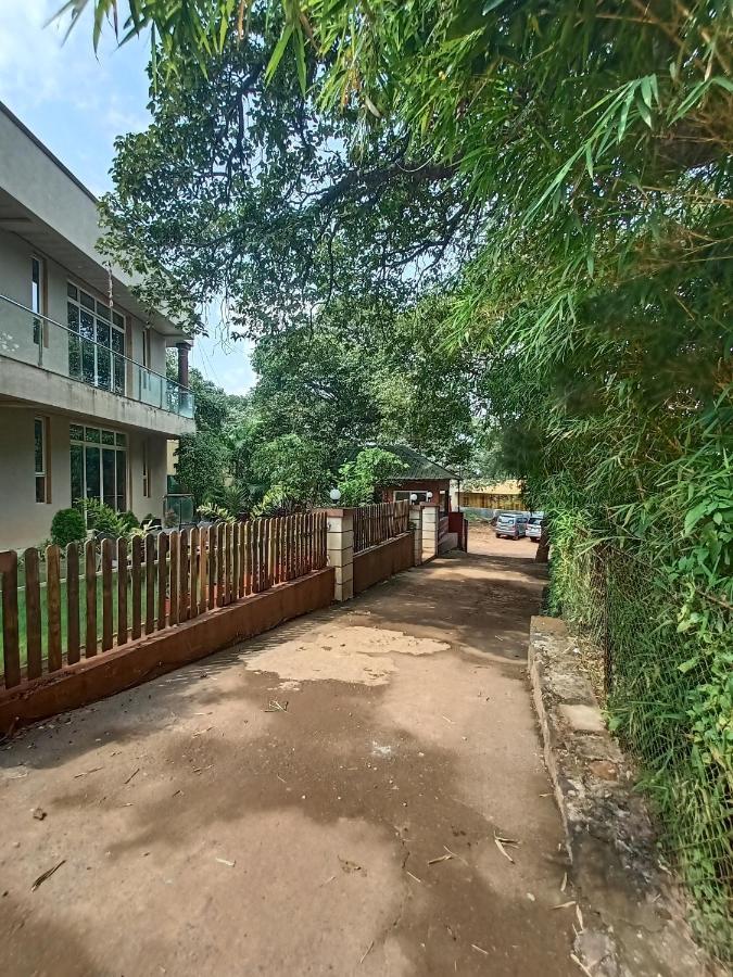 Hotel Oakwood Mahābaleshwar Buitenkant foto
