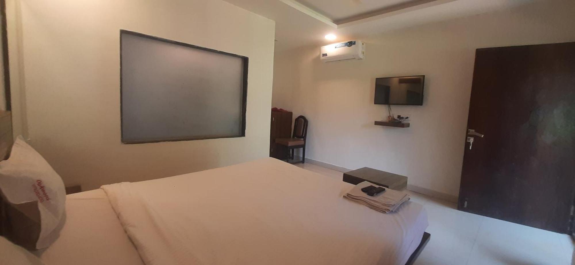 Hotel Oakwood Mahābaleshwar Buitenkant foto