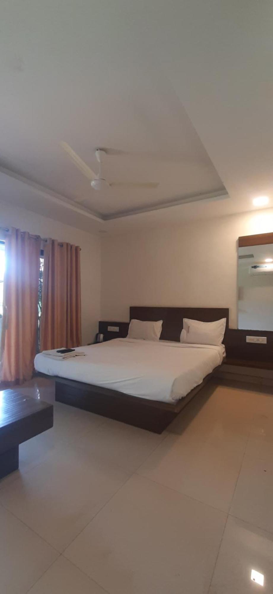 Hotel Oakwood Mahābaleshwar Buitenkant foto