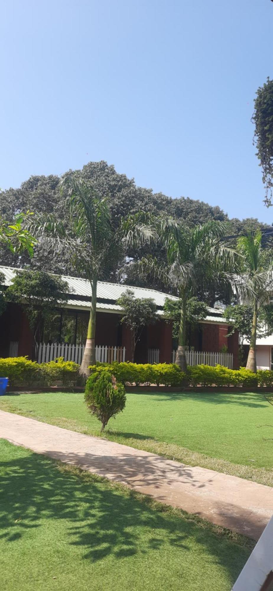 Hotel Oakwood Mahābaleshwar Buitenkant foto